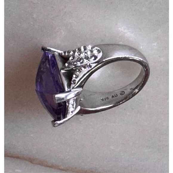 Vintage Tanzanite Purple Faceted Stone with Inlaid Crystal and 925 Sterling Silv - Picture 3 of 5